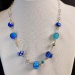 שרשרת חוליות כחול