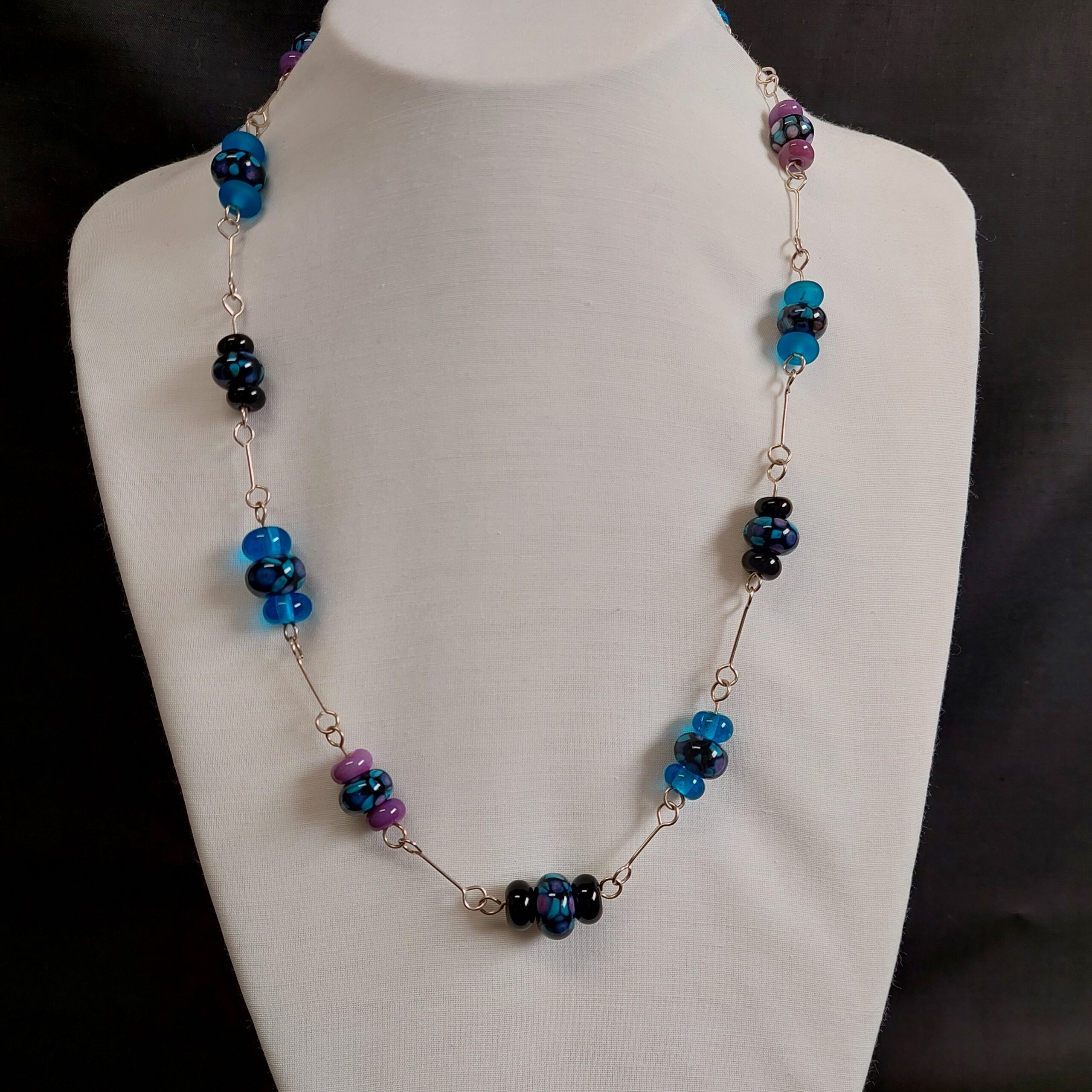 שרשרת חוליות שחור טורקיז סגול