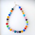 מחרוזת חרוזי חבית צבעונית